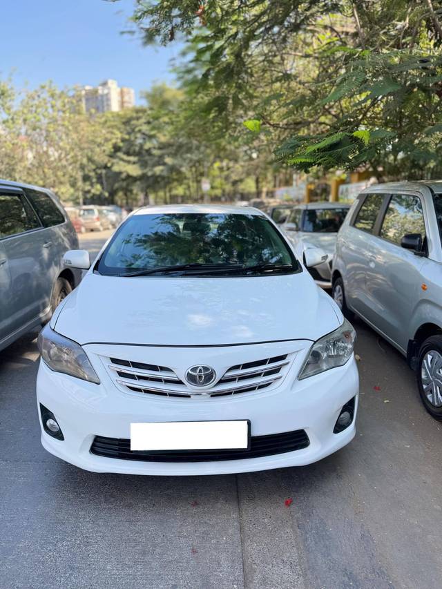 https://images10.gaadi.com/usedcar_image/4268357/original/processed_377663631deea1b37f16c7c53d846038.jpg?imwidth=6402