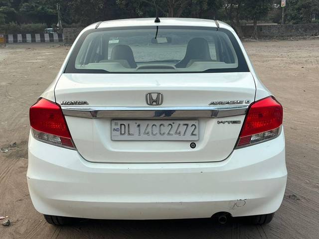 https://images10.gaadi.com/usedcar_image/4268420/original/processed_82df01191625d99ef870359e819618a1.jpg?imwidth=6401