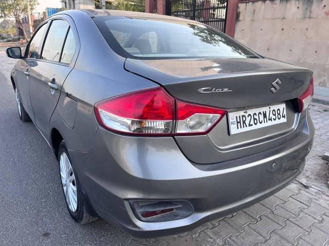 https://images10.gaadi.com/usedcar_image/4268450/original/processed_4c10f397ea024890da86897ad2a02bb2.jpg?imwidth=6400