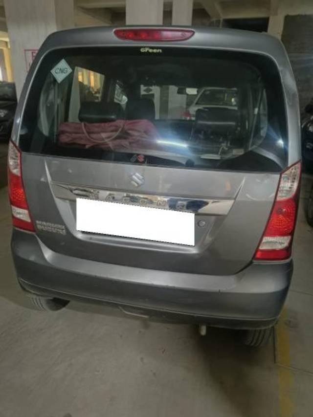 https://images10.gaadi.com/usedcar_image/4268456/original/processed_921f7148-7cd2-40bd-b566-21bbb9cd8b21.jpg?imwidth=6401