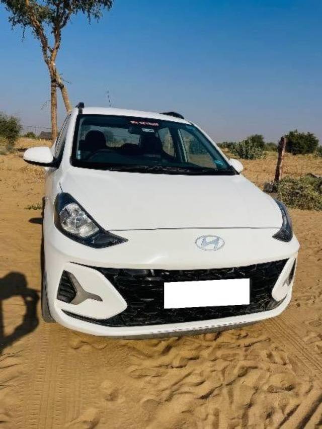 https://images10.gaadi.com/usedcar_image/4268589/original/processed_6e8700aa-0e71-4201-b576-fb0b52a6fdf7.jpeg?imwidth=6400