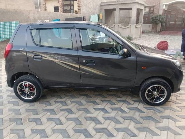 https://images10.gaadi.com/usedcar_image/4268712/original/processed_ffbe0dc2-7141-40ba-bd60-e9a99a60e446.jpg?imwidth=6401