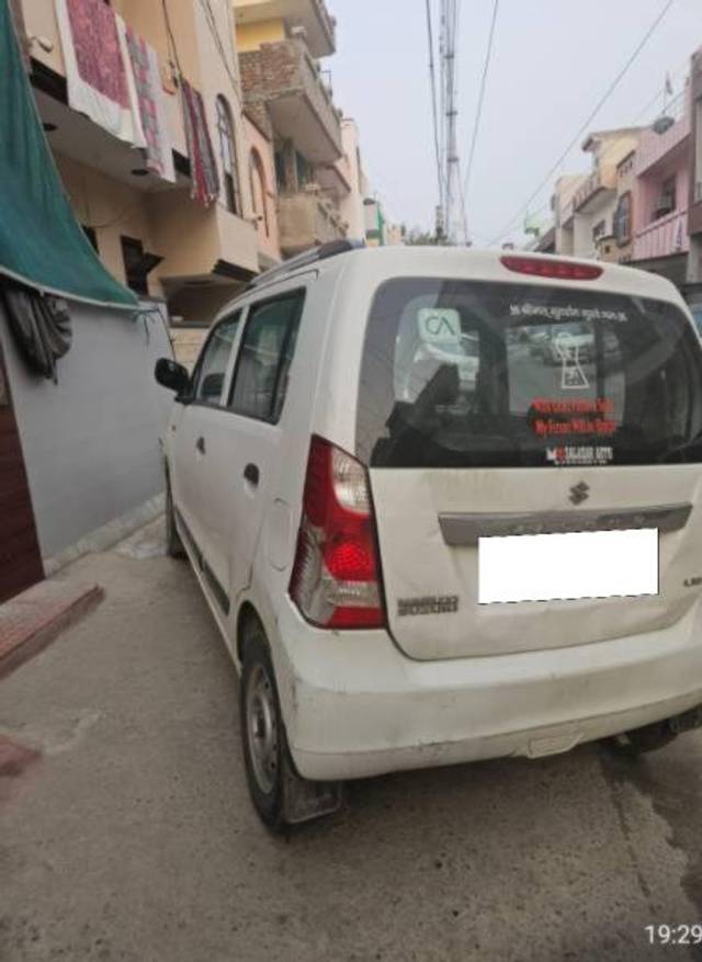 https://images10.gaadi.com/usedcar_image/4268758/original/processed_53aa7b21-5015-4c83-8522-c323985f939b.jpg?imwidth=6402