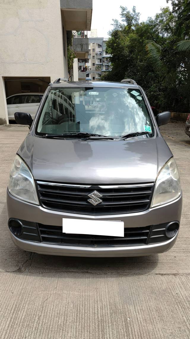 https://images10.gaadi.com/usedcar_image/4269059/original/processed_01104af531488a3e6789a49e1e92e216.jpg?imwidth=6400