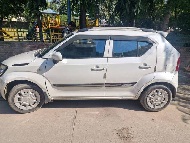 https://images10.gaadi.com/usedcar_image/4269104/original/c575e3946eb11799d1ce66d5586b7769.jpg?imwidth=6401