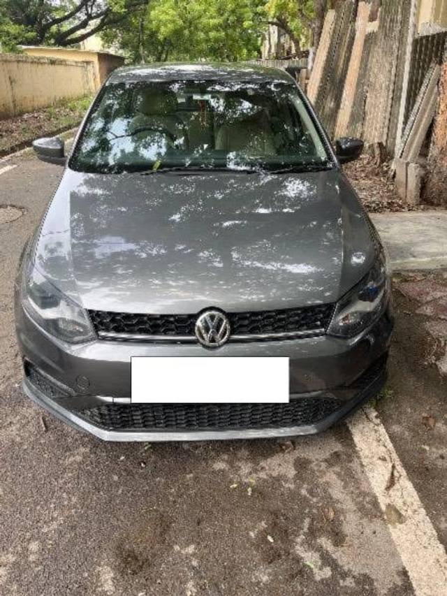 https://images10.gaadi.com/usedcar_image/4269192/original/processed_b60bff53-6ec0-404a-86ec-a68a1f421266.jpg?imwidth=6400