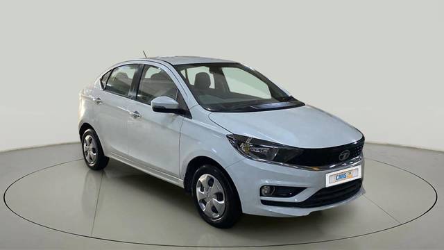 https://images10.gaadi.com/usedcar_image/4269260/original/a90b9d26ffb0a96b1d02aeb51077b525.jpg?imwidth=6400