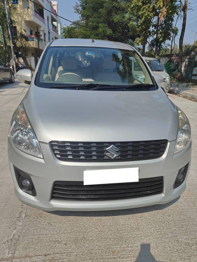 https://images10.gaadi.com/usedcar_image/4269261/original/processed_b1e0314583231d948b6d05a31ae01a3d.jpg?imwidth=6400