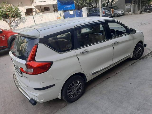 https://images10.gaadi.com/usedcar_image/4269263/original/processed_79fac06f744d2b960c4f030bae46c9b1.jpg?imwidth=6401