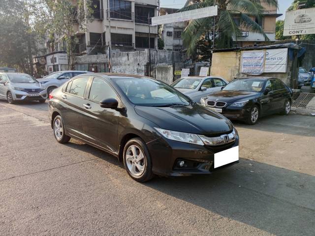 https://images10.gaadi.com/usedcar_image/4269318/original/processed_51048c7391c922acd4d7a14e13f8c97b.jpg?imwidth=6400