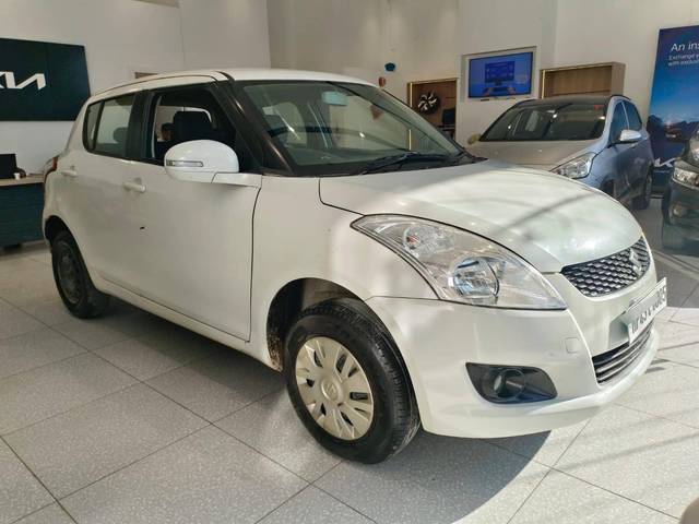 https://images10.gaadi.com/usedcar_image/4269372/original/processed_86208c17acfef3b23e596212772b2a26.jpeg?imwidth=6400