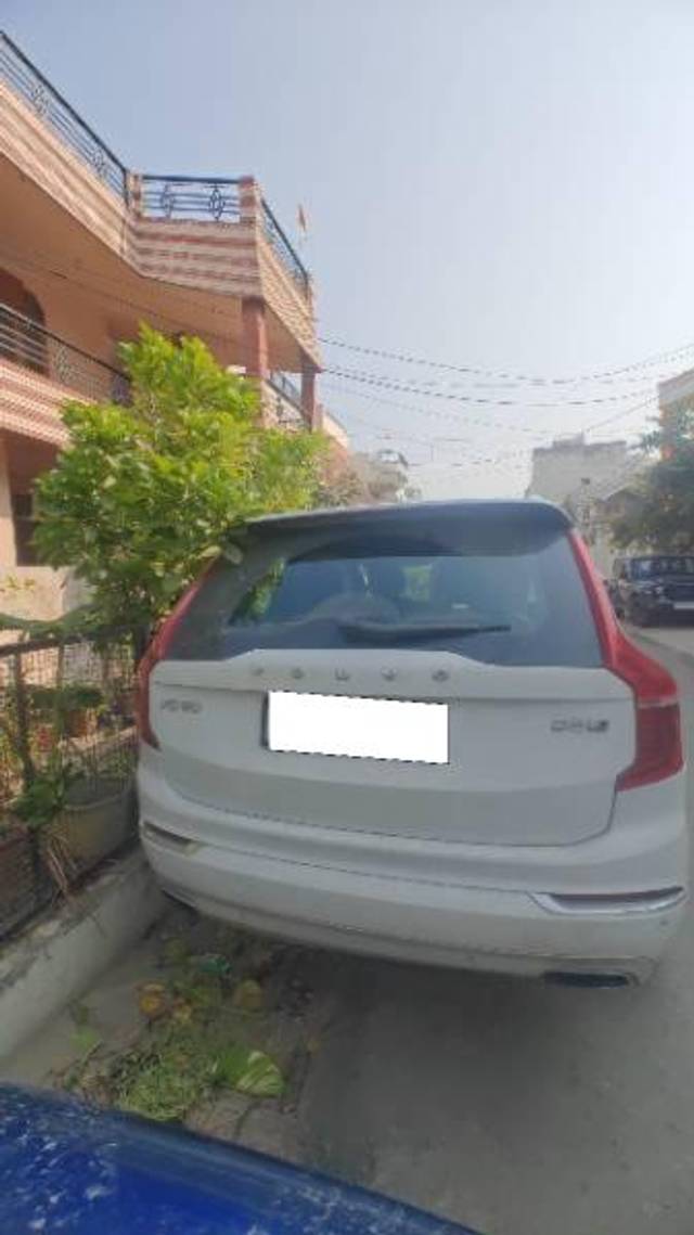 https://images10.gaadi.com/usedcar_image/4269621/original/processed_acb50cb8-e358-403c-ba26-6fa982710d62.jpg?imwidth=6401