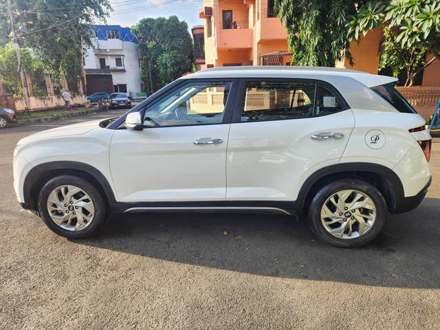 https://images10.gaadi.com/usedcar_image/4269737/original/processed_f87dc1ed231d2aee9c2d020fbca25055.jpg?imwidth=6402