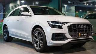 Audi Q8 2020-2024 Audi Q8 Celebration Edition