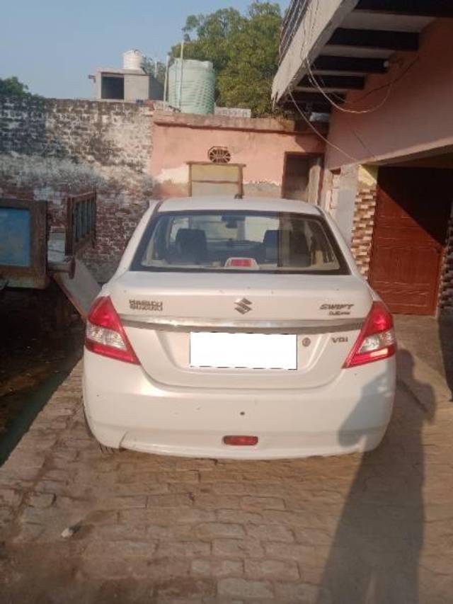 https://images10.gaadi.com/usedcar_image/4269763/original/processed_ab893b3c-eb47-409d-80aa-2c42cd6ea074.jpg?imwidth=6402