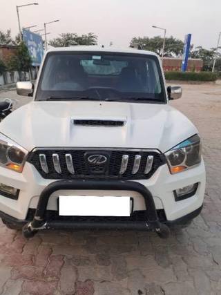 Mahindra Scorpio 2014-2022 Mahindra Scorpio S8 8 Seater