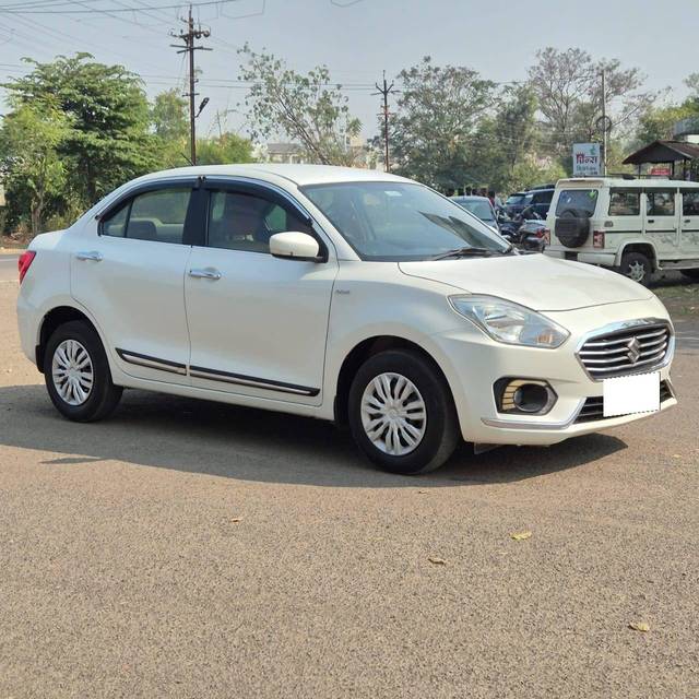 https://images10.gaadi.com/usedcar_image/4269855/original/processed_7f5cf5d98f3a9ab4dd1033f5b9a9c452.jpg?imwidth=6400