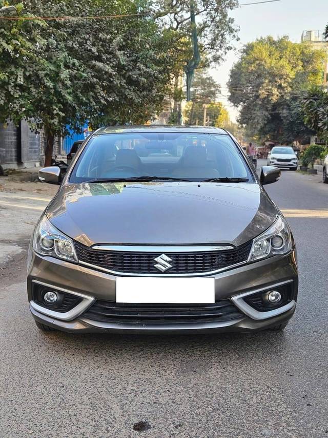 https://images10.gaadi.com/usedcar_image/4269876/original/processed_8bda7ef36ab1e74fe85d1400e73a4243.jpg?imwidth=6402