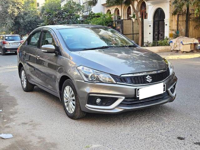 https://images10.gaadi.com/usedcar_image/4269876/original/processed_c065184dbdbe483a91a2dc46b749eacb.jpg?imwidth=6400