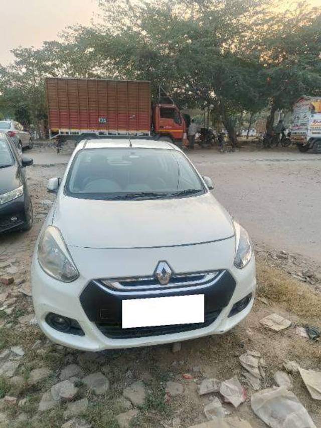 https://images10.gaadi.com/usedcar_image/4269911/original/93ee5289f1432306f9b8fa44d64675cc.jpg?imwidth=6400