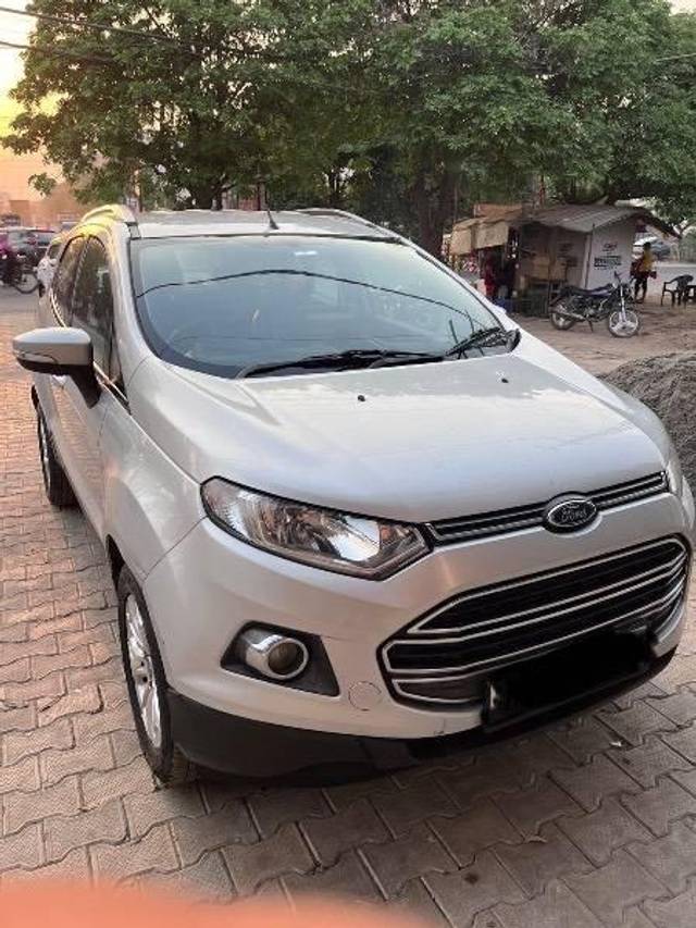 https://images10.gaadi.com/usedcar_image/4269955/original/processed_770a1a8a-79bf-4c99-aff5-ffeff3d1377f.jpg?imwidth=6400