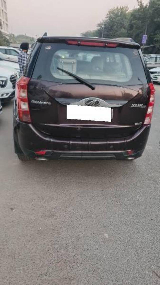 https://images10.gaadi.com/usedcar_image/4270000/original/80d3e50c801265eb0fb2f02174ea29ab.jpeg?imwidth=6401