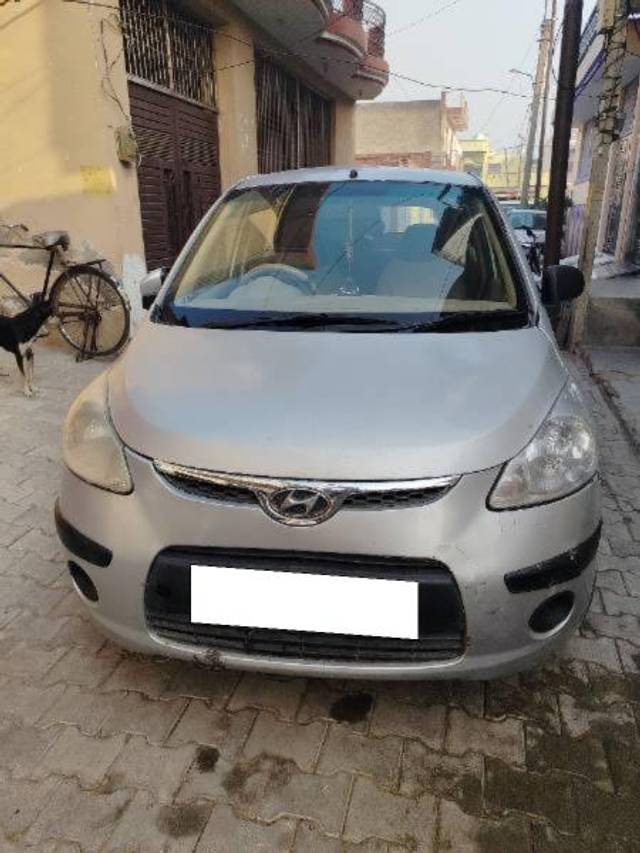 https://images10.gaadi.com/usedcar_image/4270016/original/processed_87726944-0dec-4e48-b2ee-7f647863cfcf.jpg?imwidth=6400