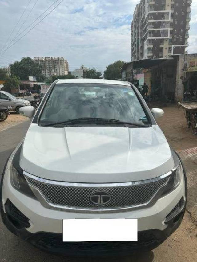 https://images10.gaadi.com/usedcar_image/4270033/original/3966caca490011bc2477033f0d5e1dc3.jpg?imwidth=6400