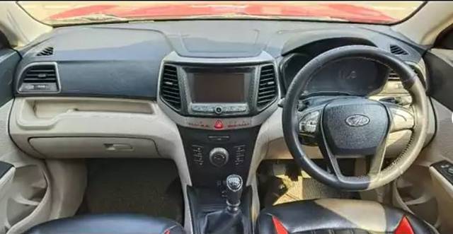 https://images10.gaadi.com/usedcar_image/4270039/original/4c7510e73aeb79500568d0906714a114.JPG?imwidth=6401