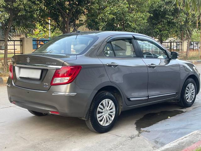 https://images10.gaadi.com/usedcar_image/4270059/original/processed_3faff70aa7b93400036a4c1dddf1dd96.jpg?imwidth=6402