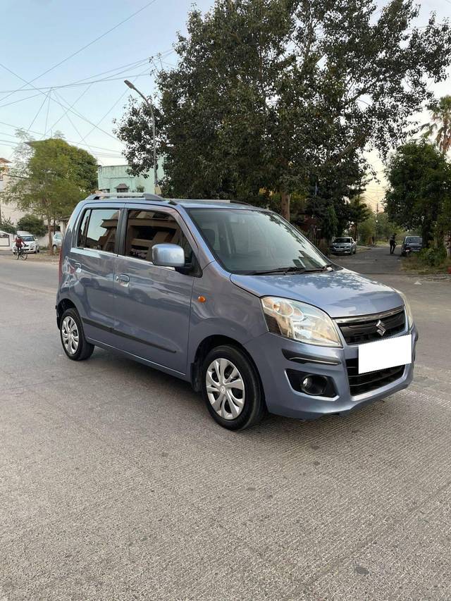 https://images10.gaadi.com/usedcar_image/4270087/original/processed_933122034949cd0df885e78eacee3e3c.jpg?imwidth=6400