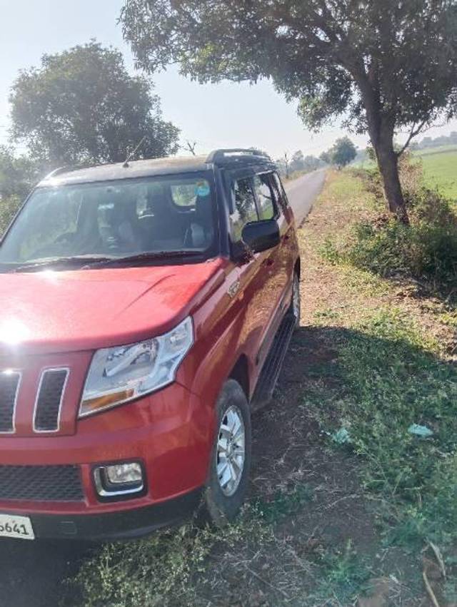 https://images10.gaadi.com/usedcar_image/4270200/original/processed_ff5ba09d-c2a7-46db-a98f-8899123418fc.jpg?imwidth=6402