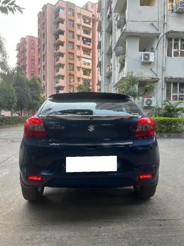 https://images10.gaadi.com/usedcar_image/4270207/original/processed_2286ddf7-76ba-43ce-897a-0a00726be4bf.jpeg?imwidth=6402