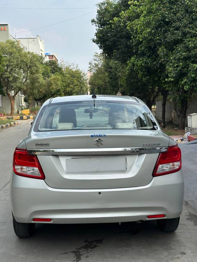 https://images10.gaadi.com/usedcar_image/4270215/original/processed_aacaa4fc85ea892a0a0346643e690605.jpg?imwidth=6402