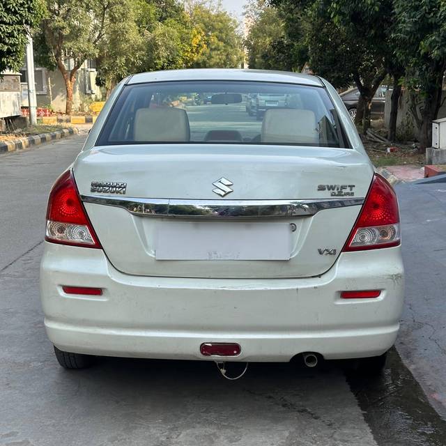 https://images10.gaadi.com/usedcar_image/4270256/original/processed_e2241d0c0b029d8a54268d8b4bb8e6e6.jpg?imwidth=6402