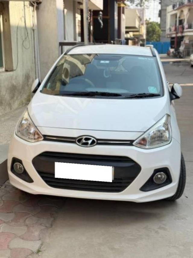 https://images10.gaadi.com/usedcar_image/4270263/original/processed_9aaac684-6164-475d-abd8-051f08f4331a.jpg?imwidth=6400