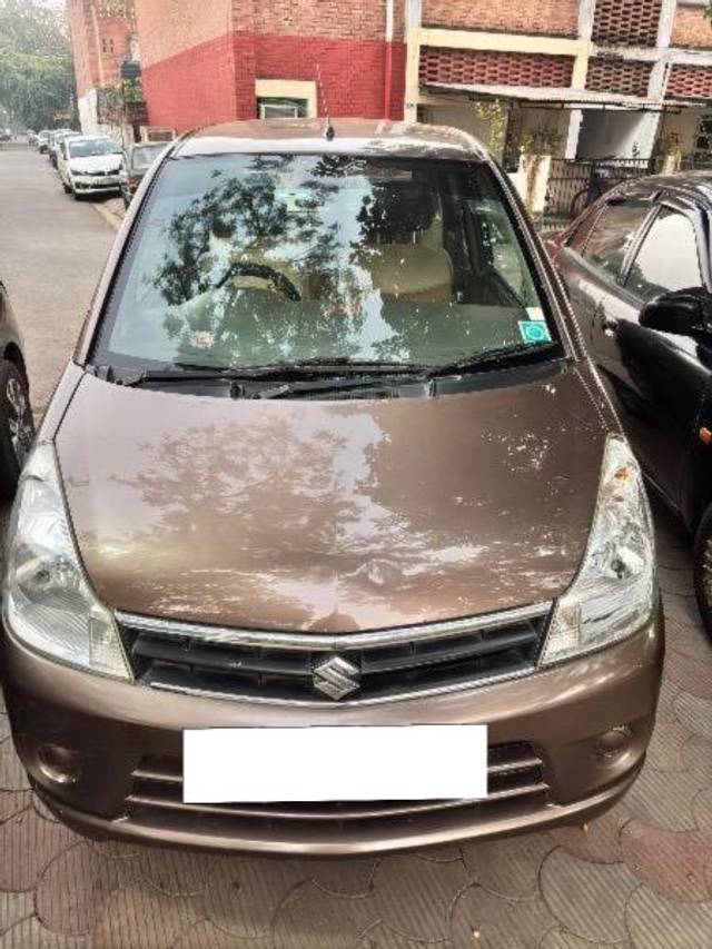 https://images10.gaadi.com/usedcar_image/4270347/original/processed_23e2c8e9-deed-490e-8a5d-bf50b27b7a0c.jpeg?imwidth=6402