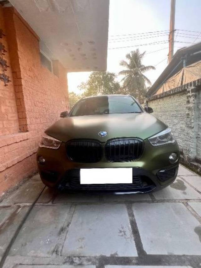 https://images10.gaadi.com/usedcar_image/4270397/original/processed_59dd35a0-d8c4-44ee-9577-401b47e601c1.jpg?imwidth=6400