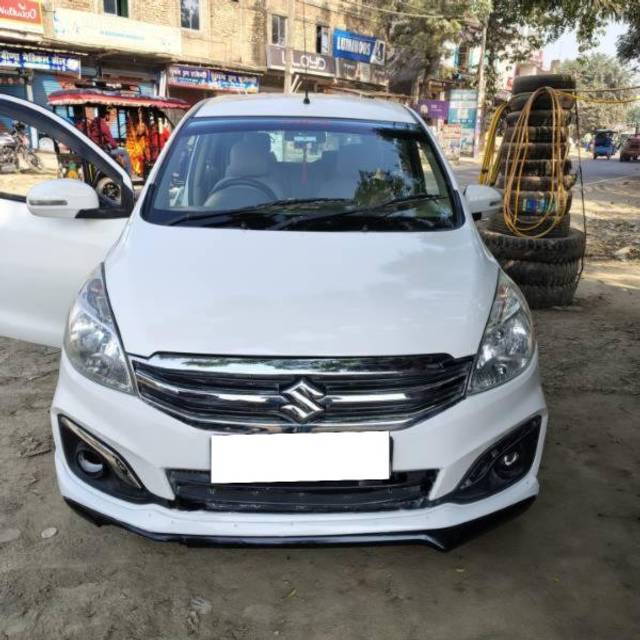 https://images10.gaadi.com/usedcar_image/4270407/original/processed_d323858a-9ccc-43fb-a11d-4be07f200427.jpg?imwidth=6402