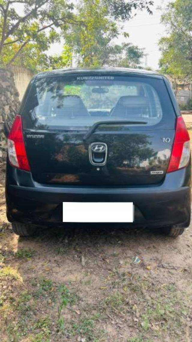 https://images10.gaadi.com/usedcar_image/4270432/original/processed_8054529b-295c-4bee-9d1b-e9a10b848ffc.jpeg?imwidth=6401