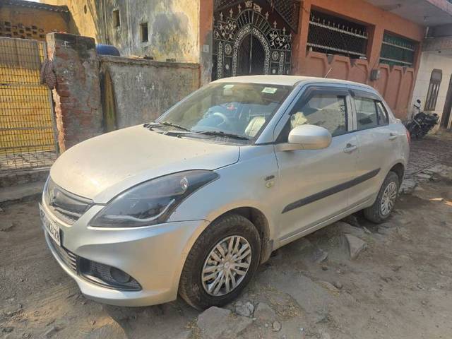 https://images10.gaadi.com/usedcar_image/4270458/original/3ef9ecc0ccb645d138168c903a2dbb2d.jpeg?imwidth=6402