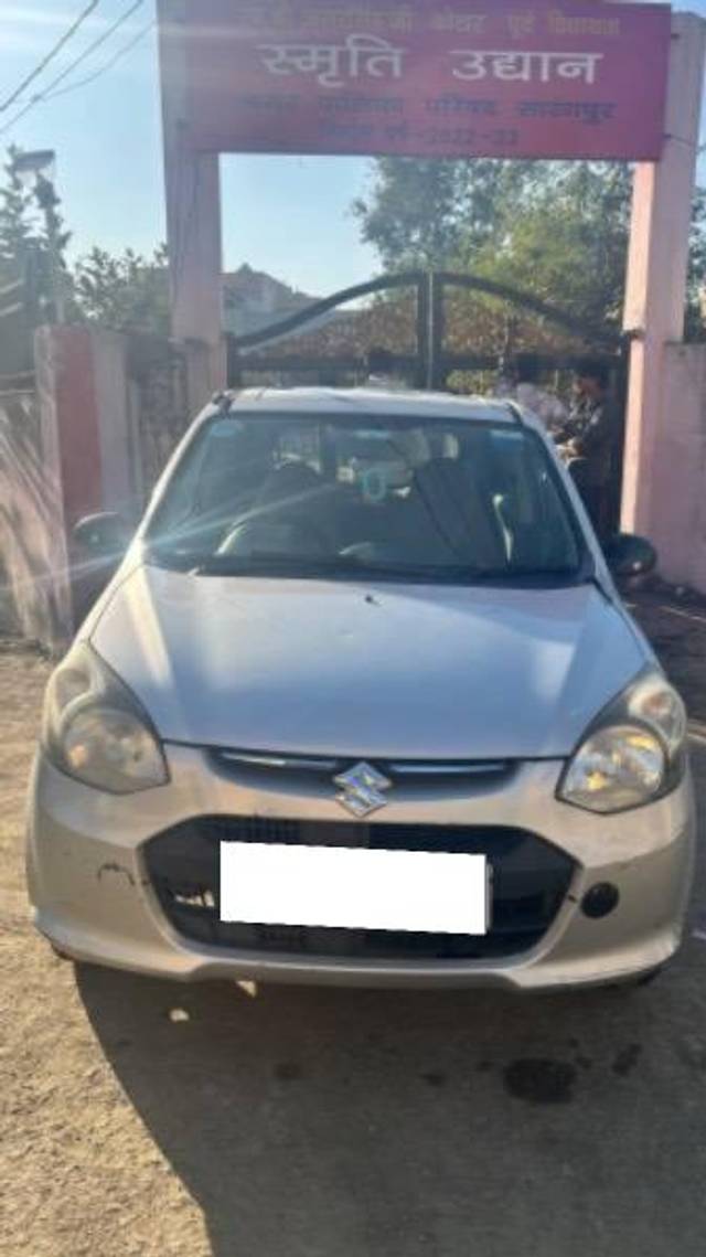 https://images10.gaadi.com/usedcar_image/4270472/original/processed_1070929f-cc0b-4fdd-a57e-375f8ac433c2.jpeg?imwidth=6400