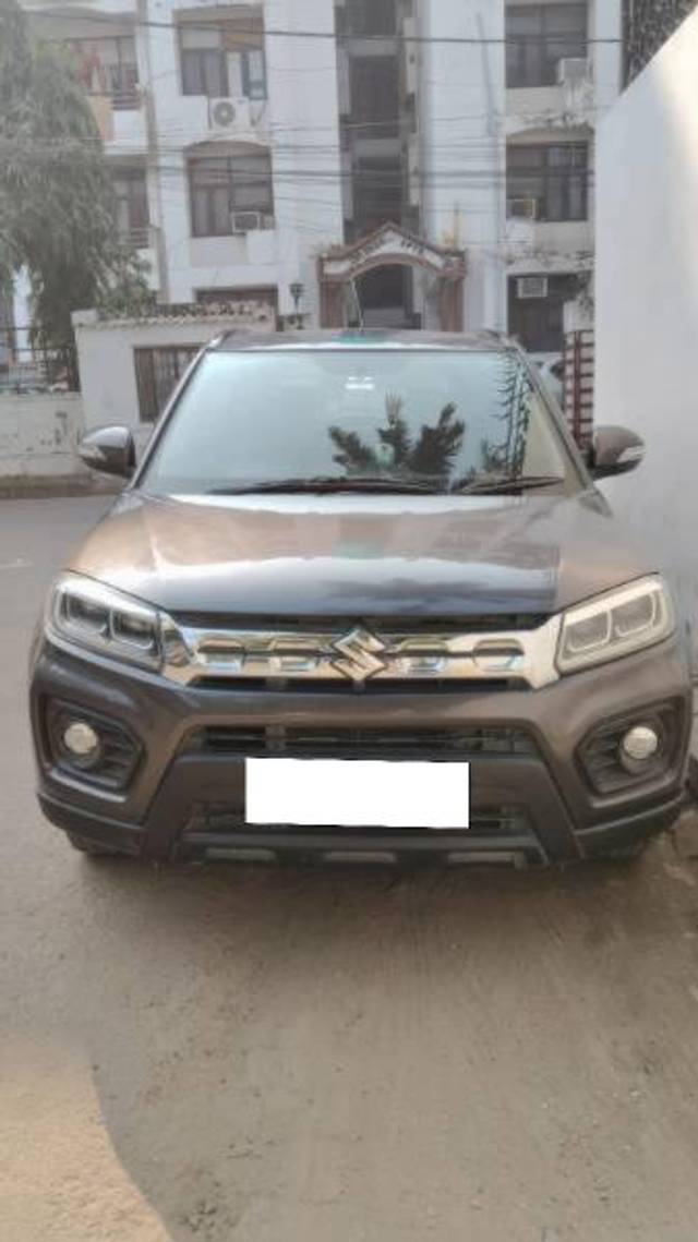 https://images10.gaadi.com/usedcar_image/4270578/original/processed_b40559be-e0b2-4efe-8231-f3d855b7629e.jpeg?imwidth=6402