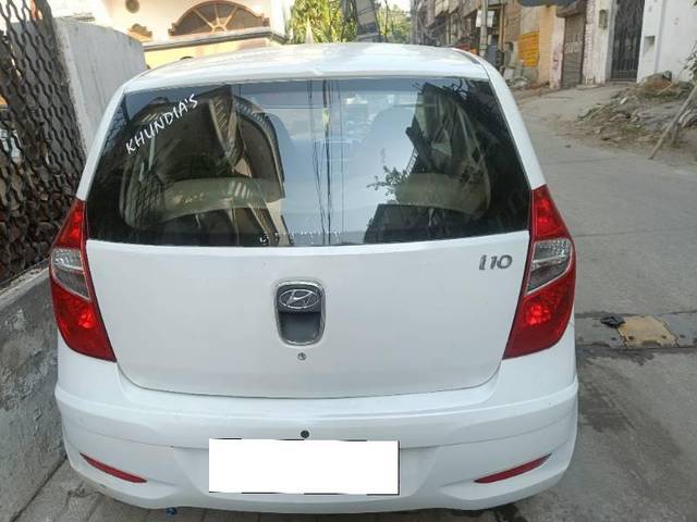 https://images10.gaadi.com/usedcar_image/4270583/original/processed_acdd98b4-784e-4882-9004-d7d347e90d75.jpg?imwidth=6400