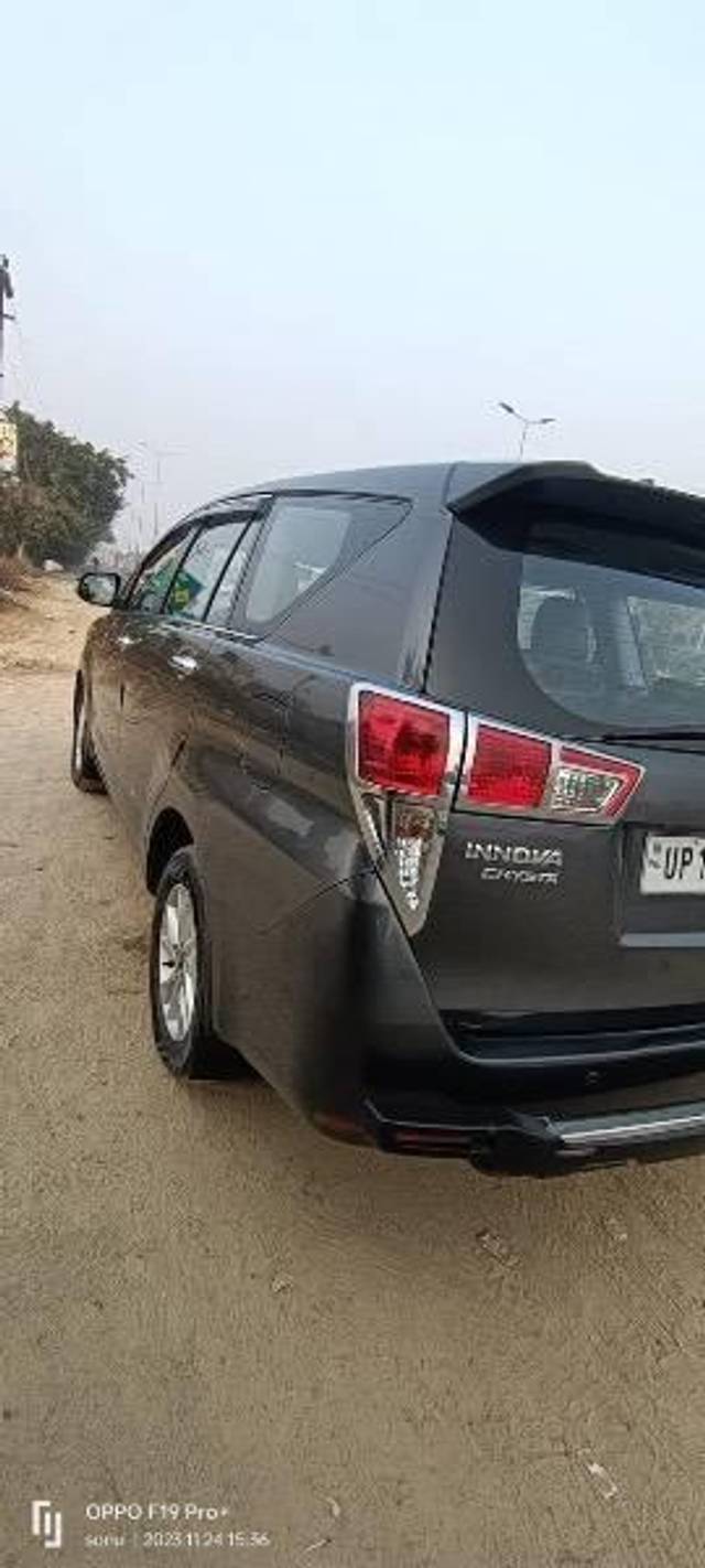 https://images10.gaadi.com/usedcar_image/4270629/original/processed_5309dcf8-7491-4fef-8d04-ef3d0a1ce1ef.jpeg?imwidth=6402