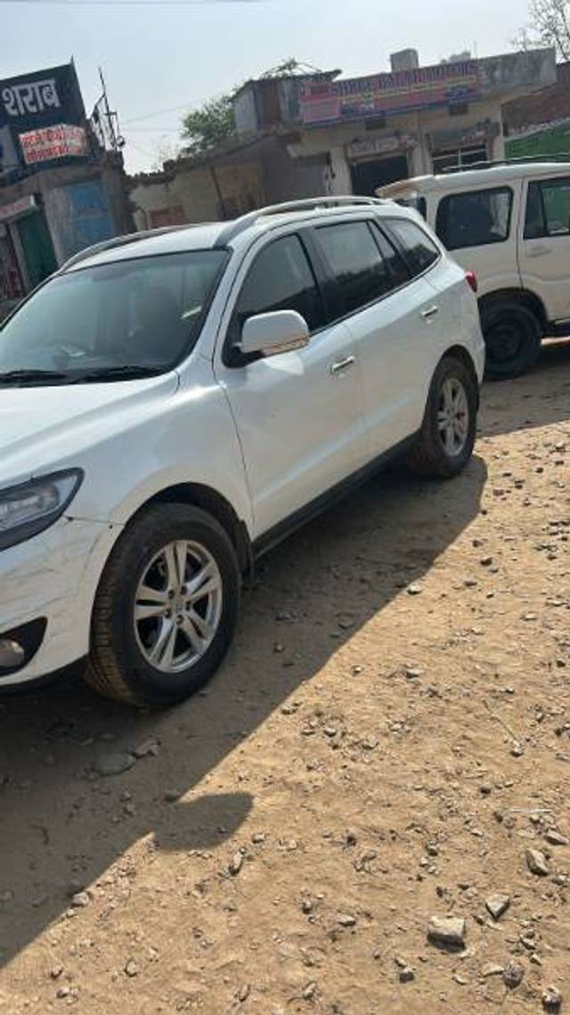 https://images10.gaadi.com/usedcar_image/4270634/original/80d73341aab8ffdb5daf3fdcfa14f3bf.jpeg?imwidth=6402