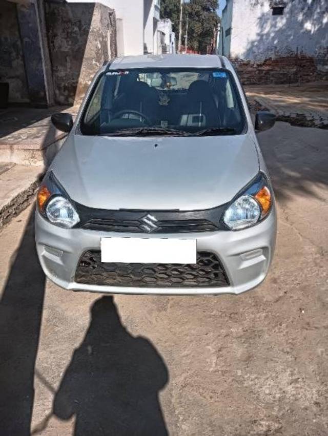 https://images10.gaadi.com/usedcar_image/4270671/original/processed_bec8dccb-c907-4f18-85f8-42967ce73cdc.jpg?imwidth=6400