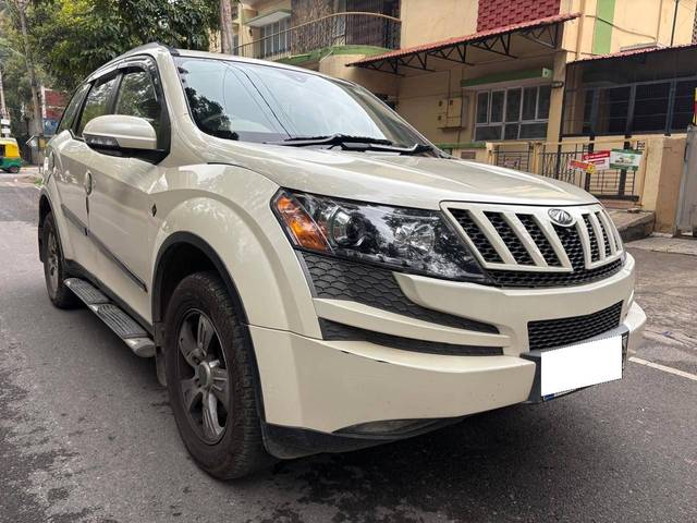 https://images10.gaadi.com/usedcar_image/4270707/original/processed_4b2aba9f3cfd1d00acac98ca7c114e83.jpg?imwidth=6400