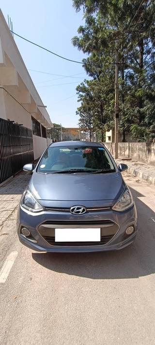 Hyundai Xcent 2014-2016 Hyundai Xcent 1.2 Kappa Base