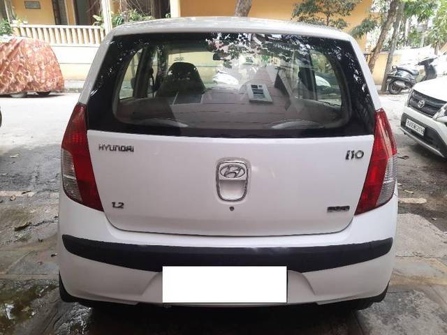 https://images10.gaadi.com/usedcar_image/4270895/original/f728bf648509543f3dd94189cdf7f5d6.jpg?imwidth=6401